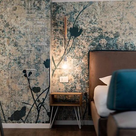 Stay Cooper L Guesthouse Zum Loewen Merano Kültér fotó