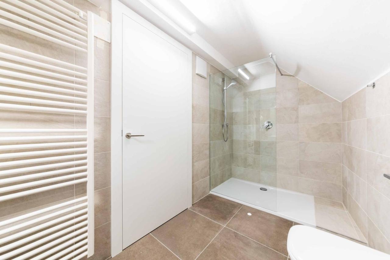 Stay Cooper L Guesthouse Zum Loewen Merano Kültér fotó