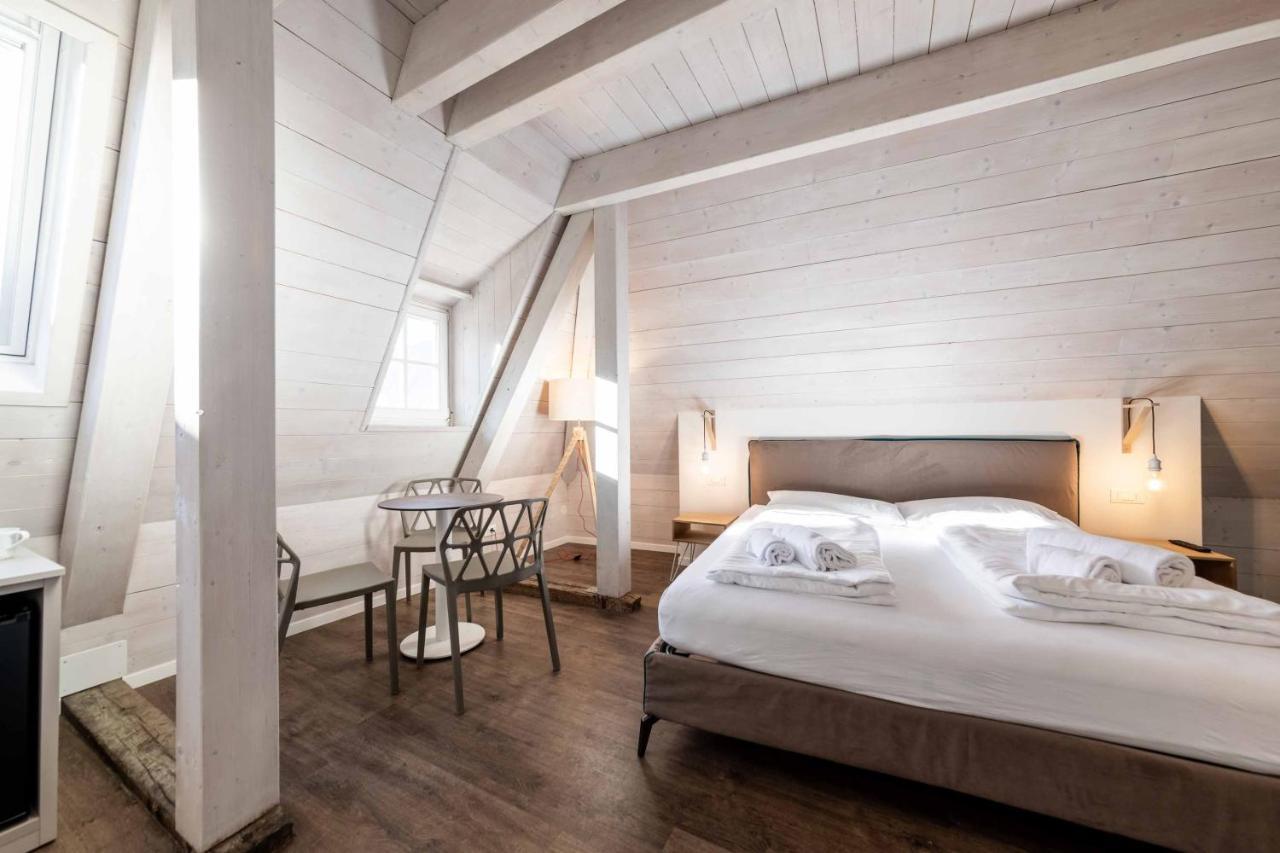 Stay Cooper L Guesthouse Zum Loewen Merano Kültér fotó