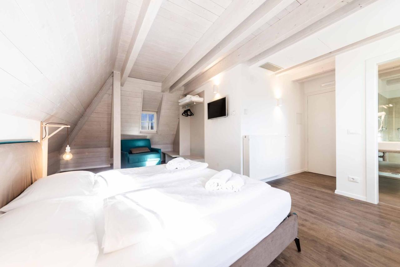 Stay Cooper L Guesthouse Zum Loewen Merano Kültér fotó