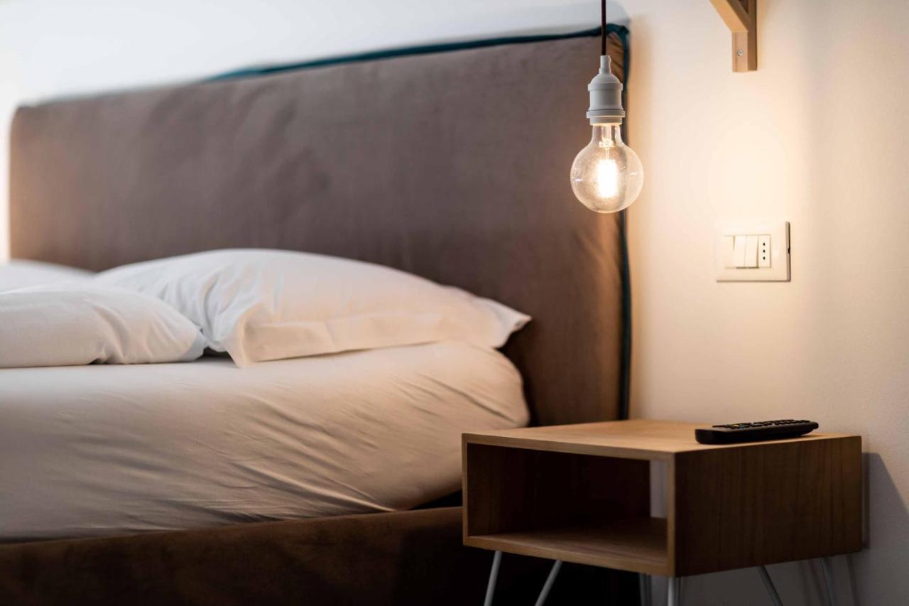 Stay Cooper L Guesthouse Zum Loewen Merano Kültér fotó