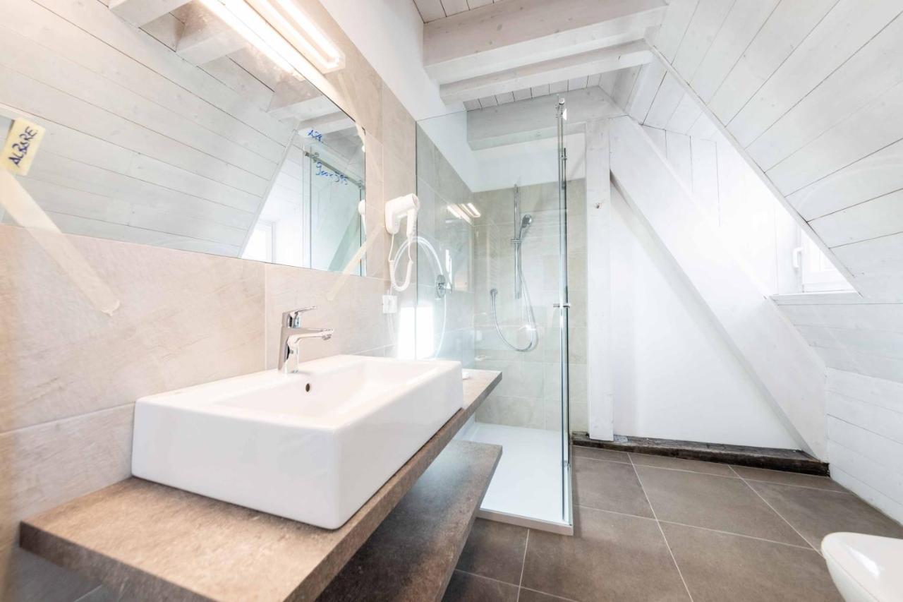 Stay Cooper L Guesthouse Zum Loewen Merano Kültér fotó